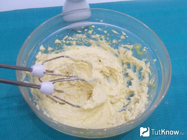 Продукты взбиты миксером