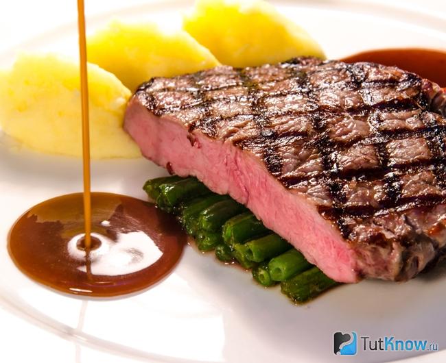 Соус демиглас с мясом
