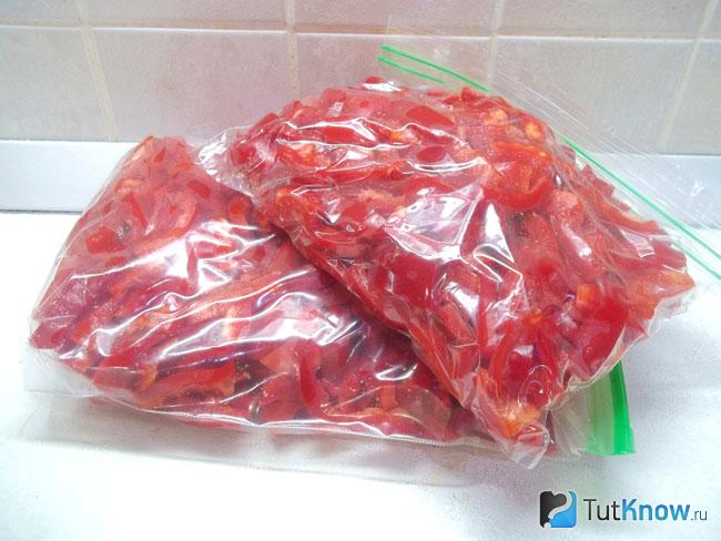 Готовый замороженный сладкий болгарский перец кубиками для супа