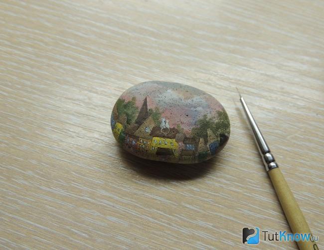 Почти готовый рисунок на камне