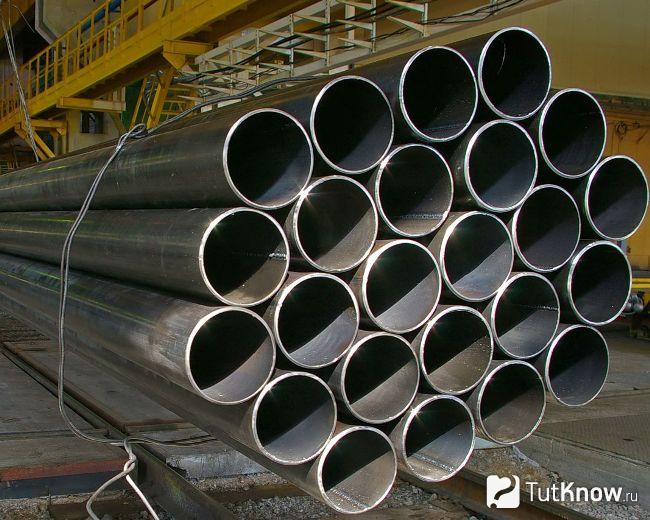 Металлические трубы для газопровода