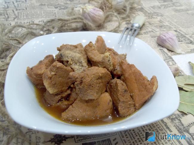 Готовое вареное мясо в собственном соку