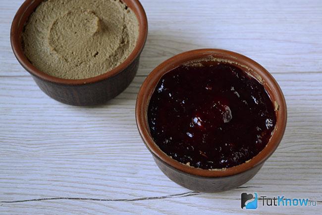 Паштет из говяжьей печени с яблоками готов