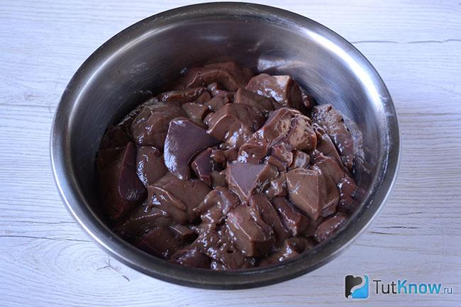 Миска с печенью