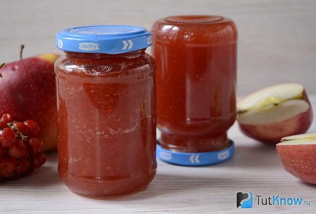 Джем из яблок и калины готов
