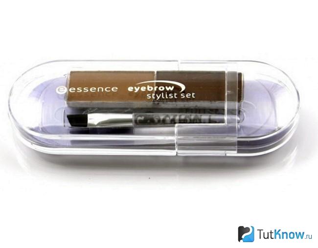 Тени для бровей Essence