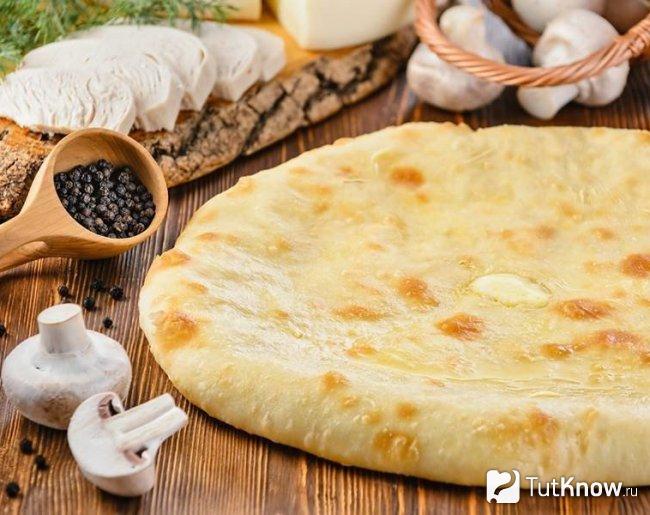 Осетинский пирог с курицей и сыром