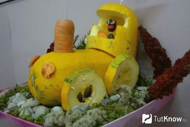 Паровозик из желтого кабачка