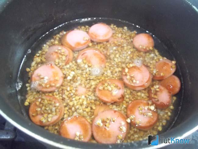 Продукты залиты водой