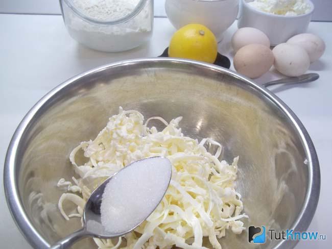 К маслу добавлен сахар