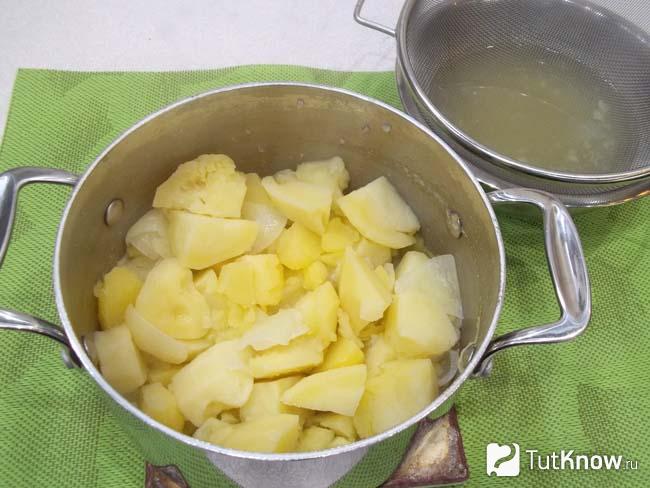 Картофель отварен
