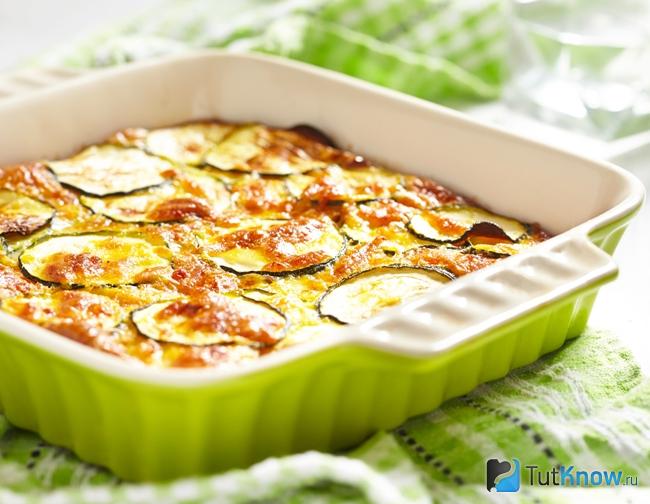 Печеные кабачки с Российским сыром