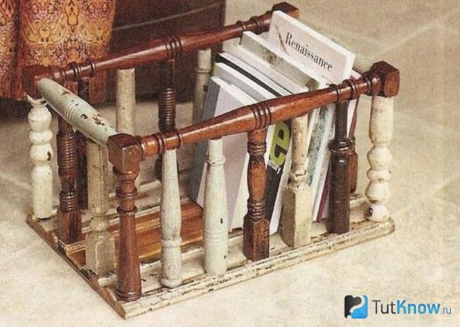 Полочка для книг из балясины