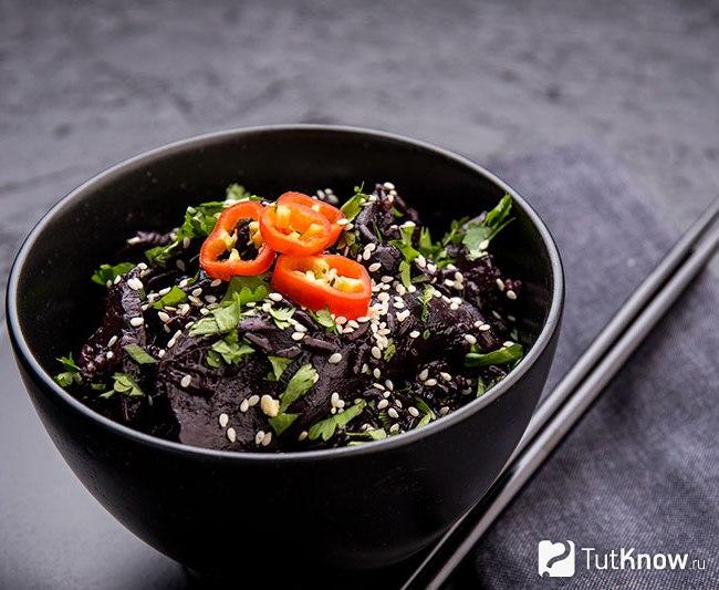 Черный рис с овощами по-китайски