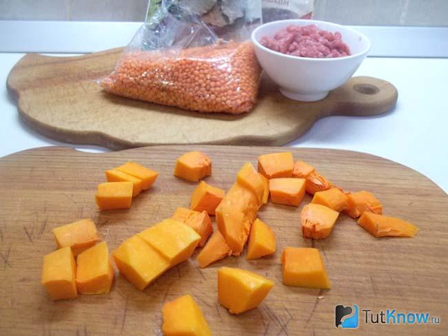 Тыква нарезана кусочками