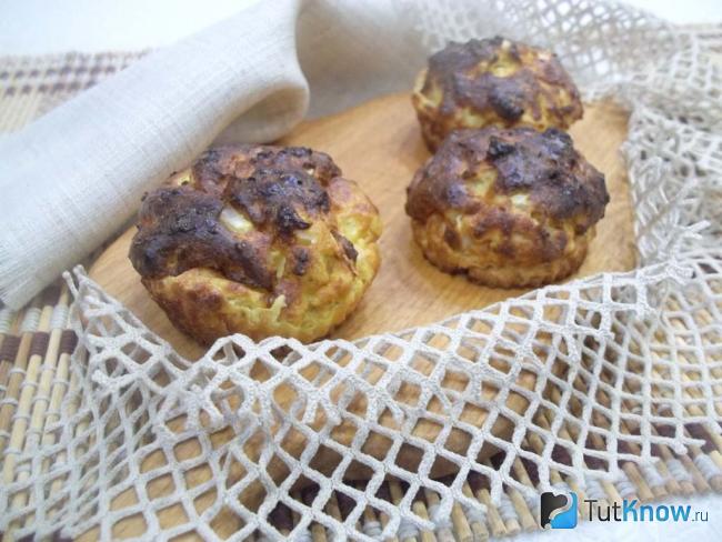 Готовое суфле из творога и капусты в микроволновке
