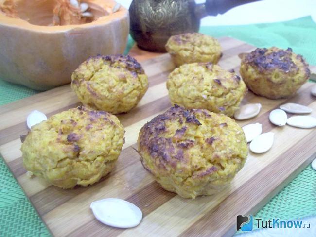 Готовые тыквенные кексы с творогом и овсянкой