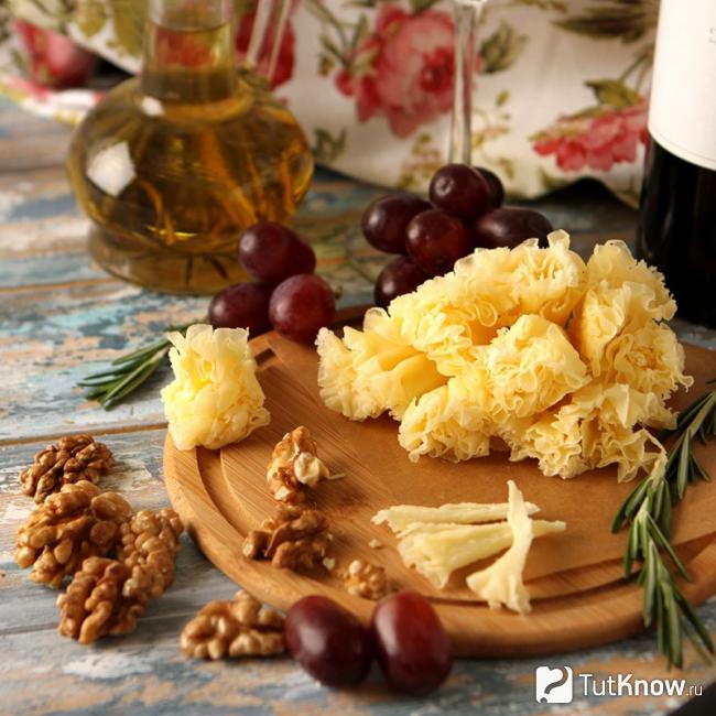 Сыр Margot Fromages Tete de Moine AOC