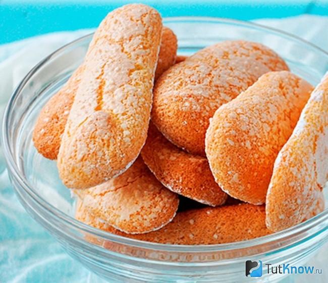 Бисквитное печенье с цукатами из папайи