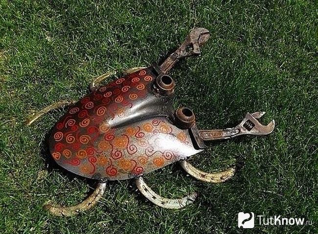 Металлический краб