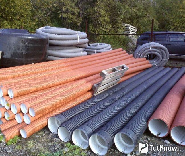 Виды дренажных труб для отвода грунтовых вод