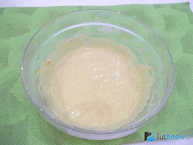 Готовый кляр из ржаной муки с кефиром и яйцами