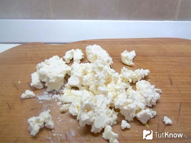 Сыр нарезан