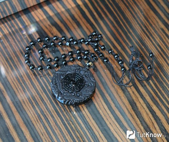 Обсидиановый амулет Black Amulet Phoenix & Dragon для привлечения удачи и любви