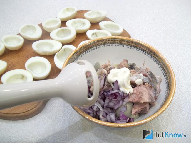 Продукты измельчены блендером