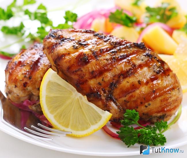 Курица с лимоном и специями