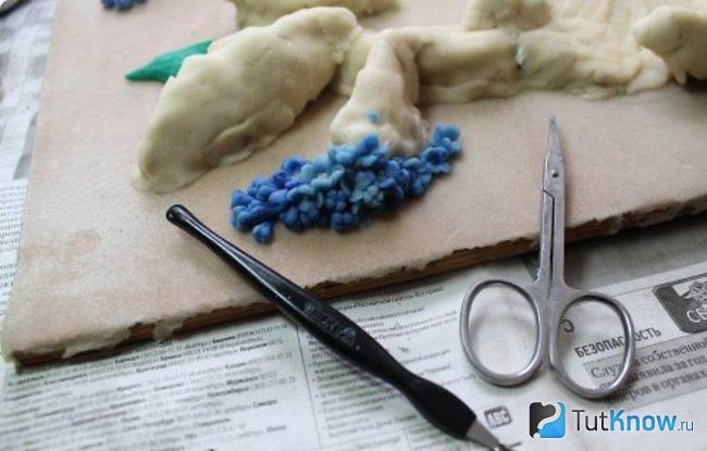 Покраска заготовок из солёного теста