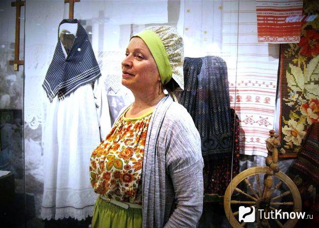 Женщина в повойнике