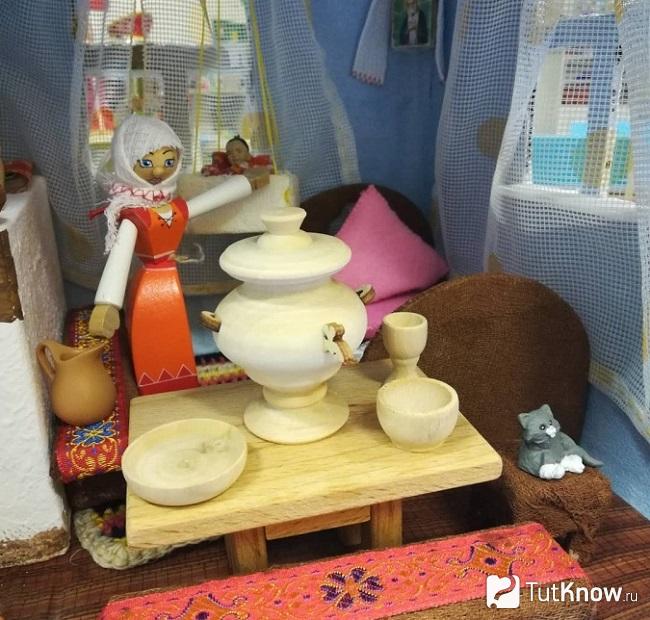 Макет русской избы