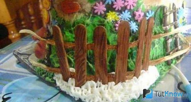 Заборчик из палочек от мороженого