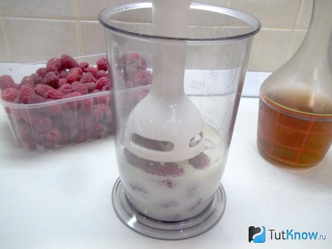 Продукты измельчены блендером