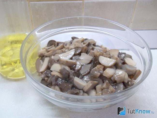 Продукты соединены в миске