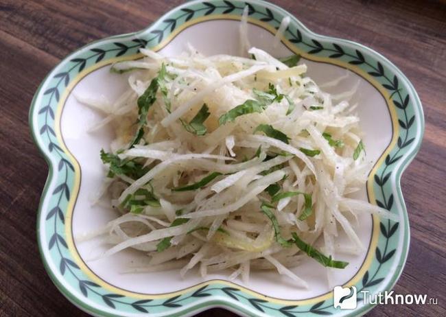 Салат с редькой и медом для похудения