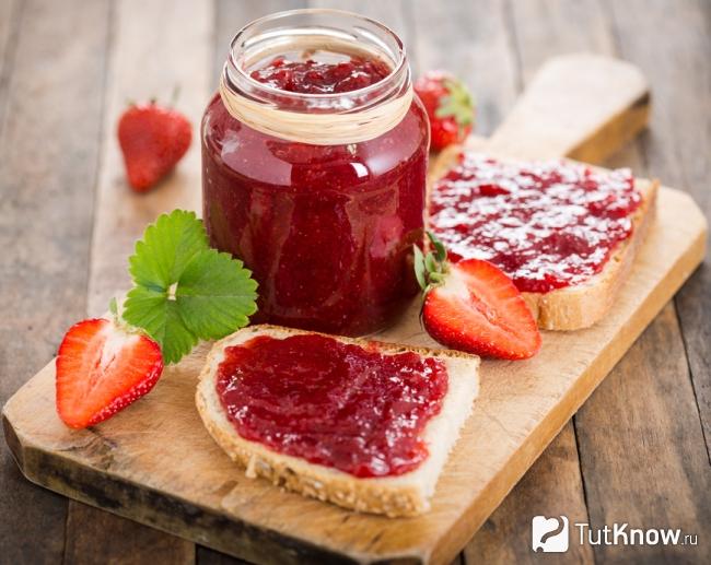 Классическое клубничное варенье
