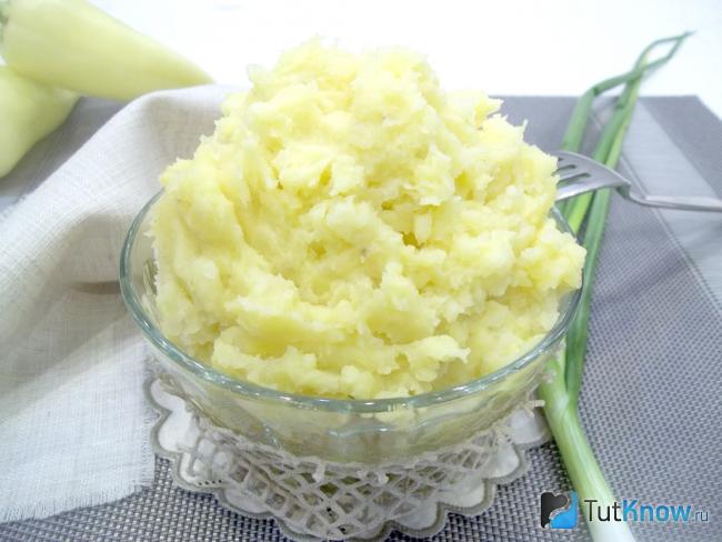 Готовое картофельное пюре с яйцом без молока