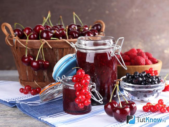 Готовая заготовка черешни на зиму