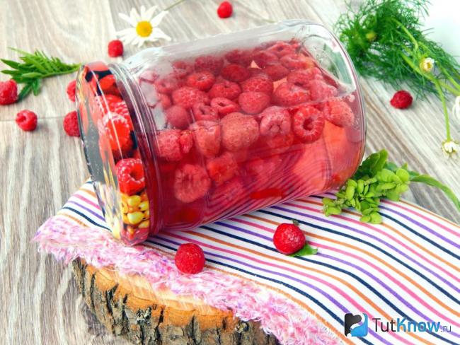 Готовая малина на зиму