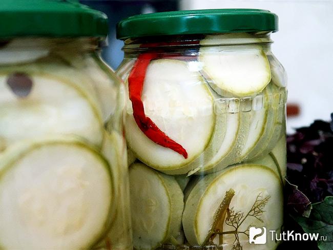 Готовые маринованные кабачки на зиму
