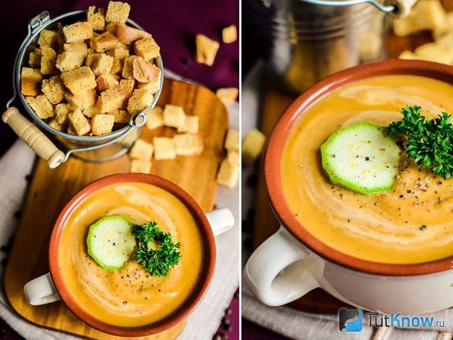 Суп-пюре из кабачков с курицей