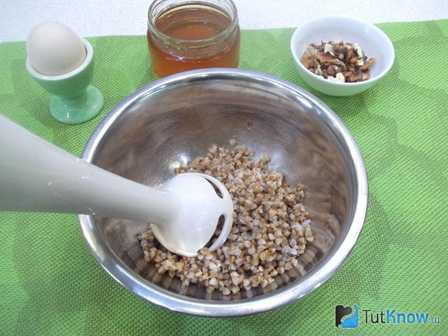 Гречневая каша измельчена блендером