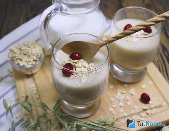 Овсяный кисель в стаканах
