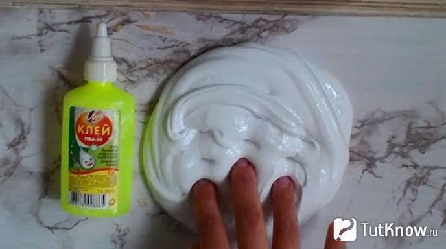 Слайм из зубной пасты с клеем