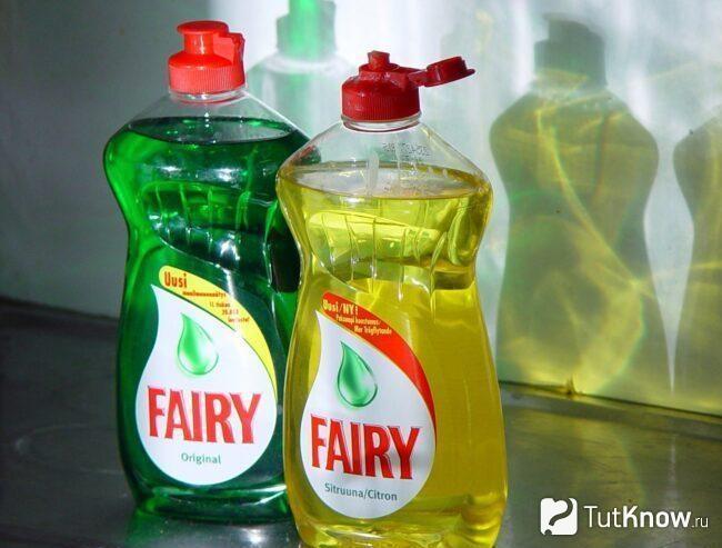 Две бутылки Fairy