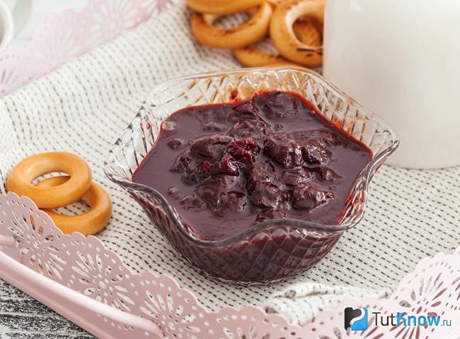 Варенье из вишни с шоколадом