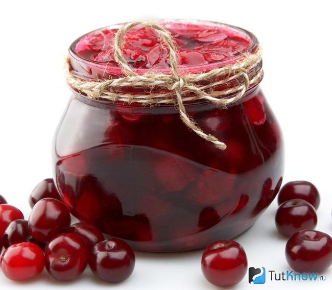 Варенье из вишни с косточками