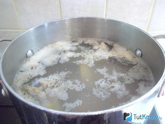 Курица доведена до кипения
